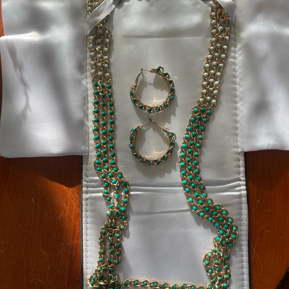 Coldwater Creek Gold and Teal Necklace Set